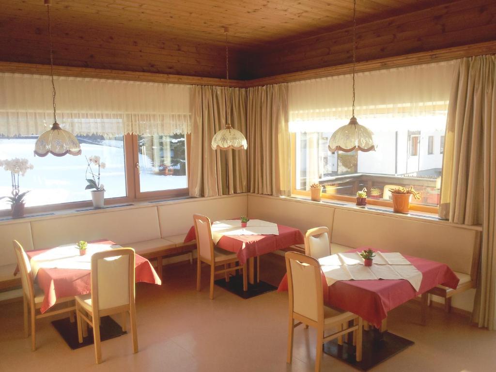 Hotel Haus Hubertus Mieders Habitación foto